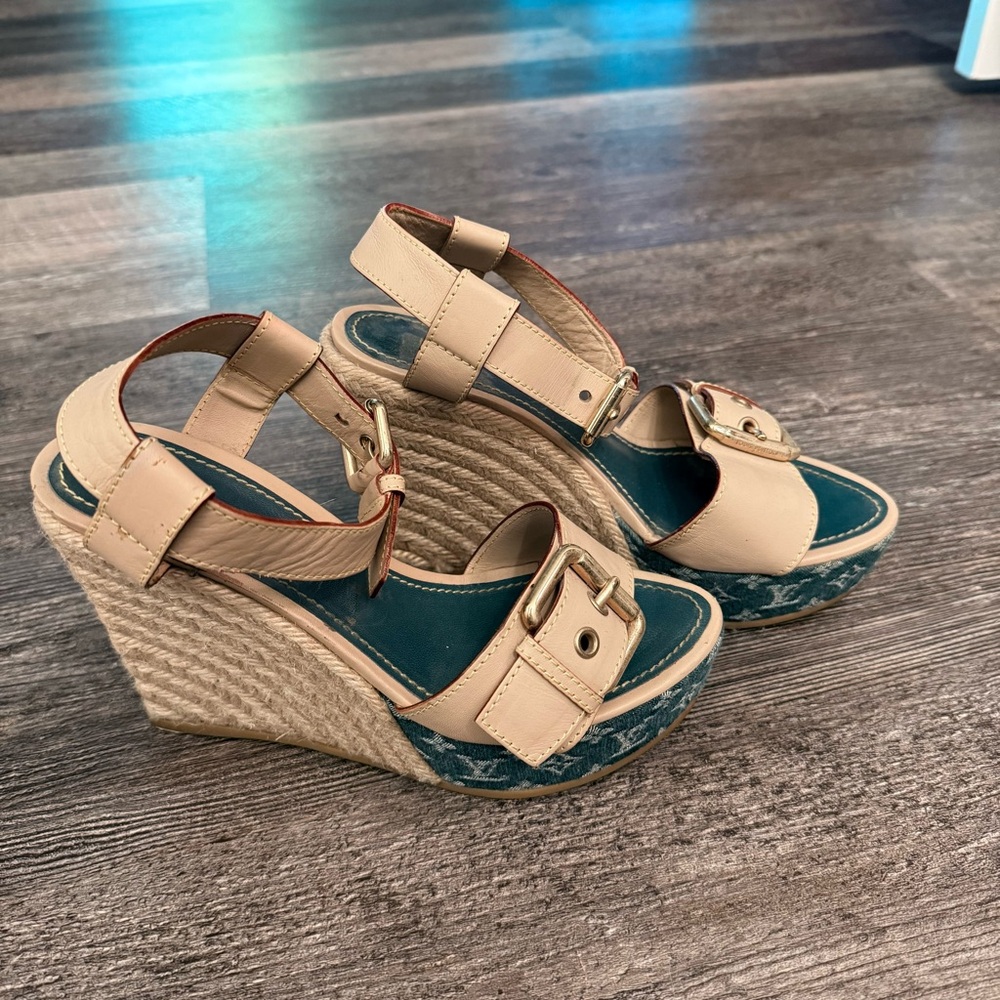 AUTHENTIC Louis Vuitton Denim Espadrille Wedges Size 35